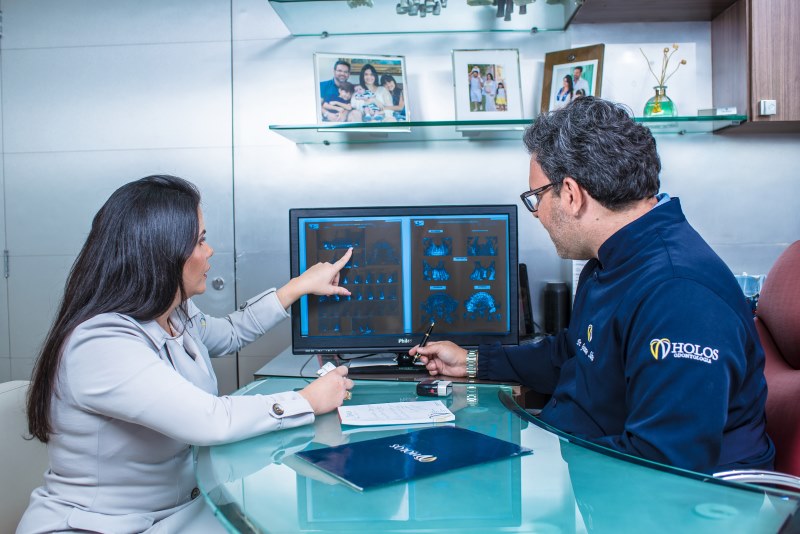 Holos Odontologia